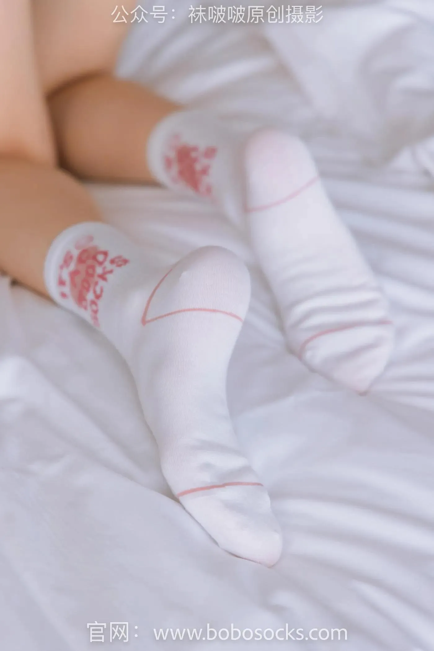 [BoBoSocks袜啵啵]NO.143 稚予-匡威板鞋、vans帆布鞋、两双白棉袜 [166P]插图7